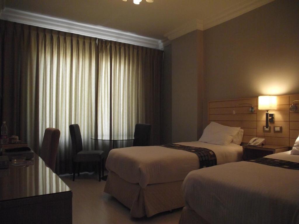 Crystal Suites Amman Exterior photo